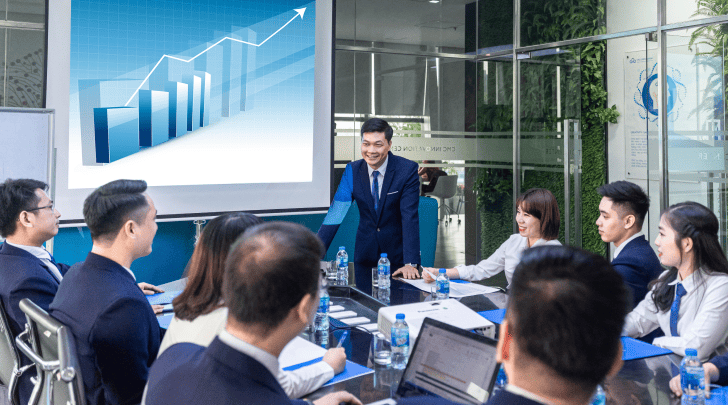 Trở thành nhà cung cấp hàng đầu về các giải pháp công nghệ thông minh, toàn diện cho lĩnh vực văn phòng và hội họp.. Chúng tôi xác lập năng lực cạnh tranh bằng những dự án có tính đi đầu, đột phá, giúp doanh nghiệp và tổ chức chuyển mình mạnh mẽ trong kỷ nguyên số, đóng góp vào sự phát triển bền vững của ngành công nghệ tại Việt Nam.