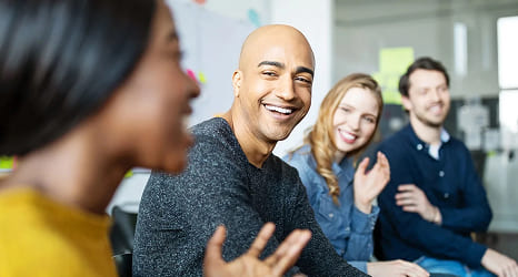 Mở và Chính mình